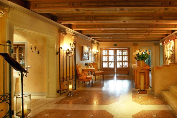 Hotel Golden Tulip Olymp Suites & Apartments